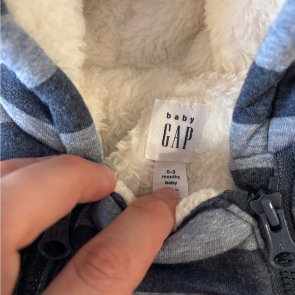 Baby Gap Newborn (0-3 Months) Hooded Sherpa ColdControl Coziest Bundler Snowsuit - Picture 4 of 4